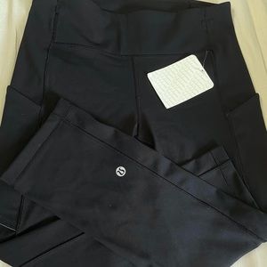 NWT Lululemon Speed Up Crop Size 6